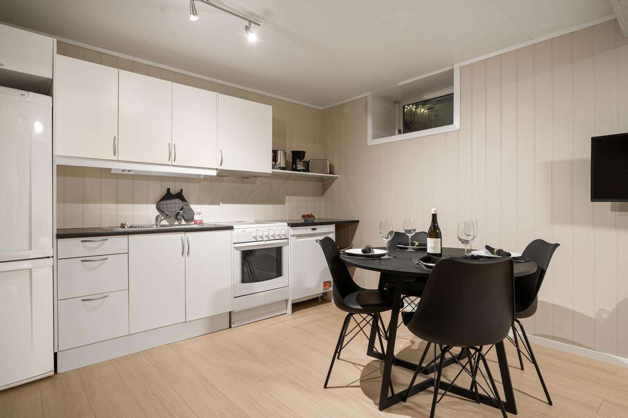 Arctic Homes - Scandinavian 1& 2 Bedroom Apartment Tromso