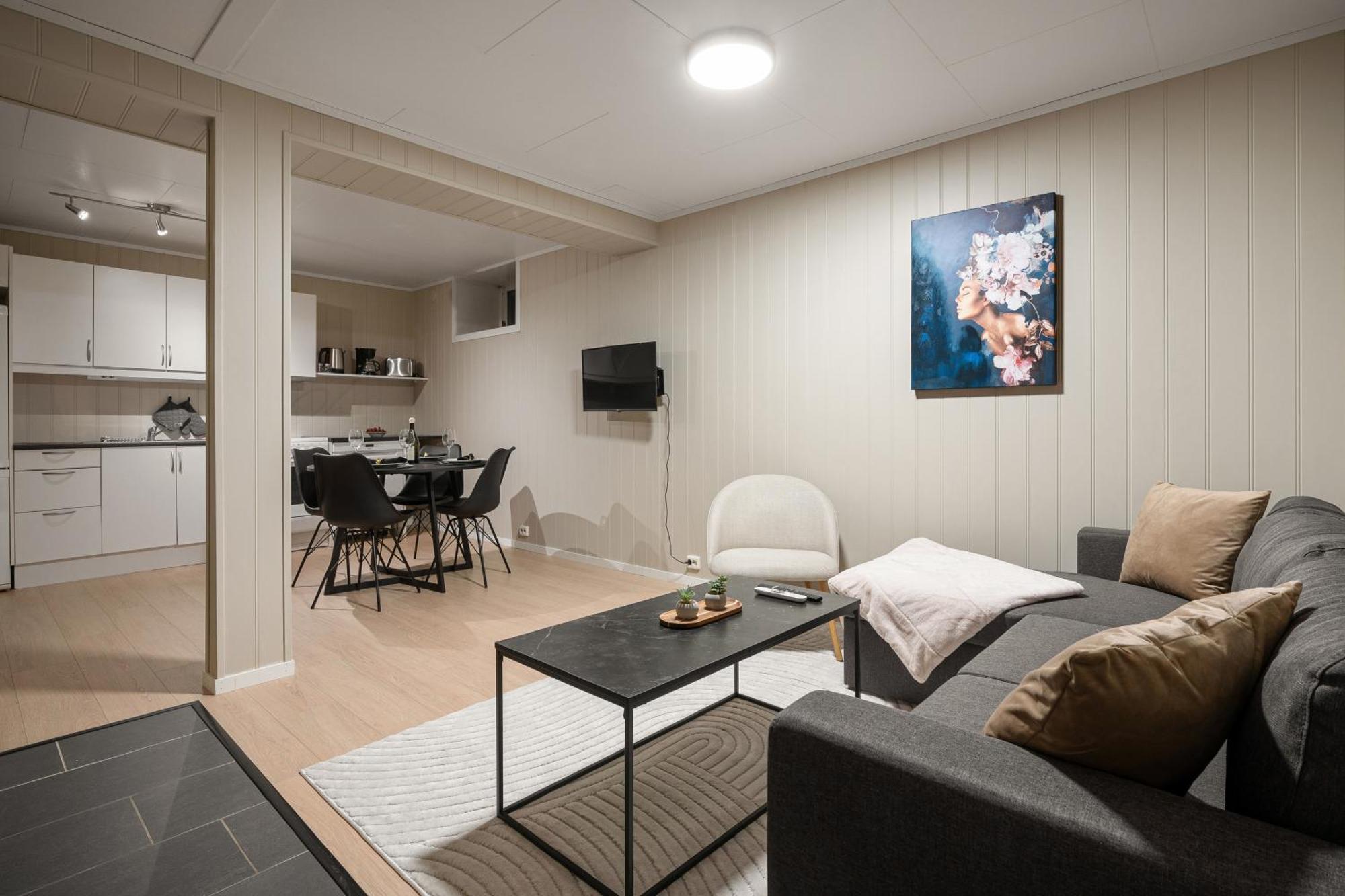 Apartment Arctic Homes - Scandinavian 1& 2 Bedroom *